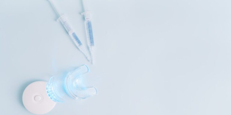 Peróxido de carbamida en el blanqueamiento dental: qué es, cómo actúa y contraindicaciones